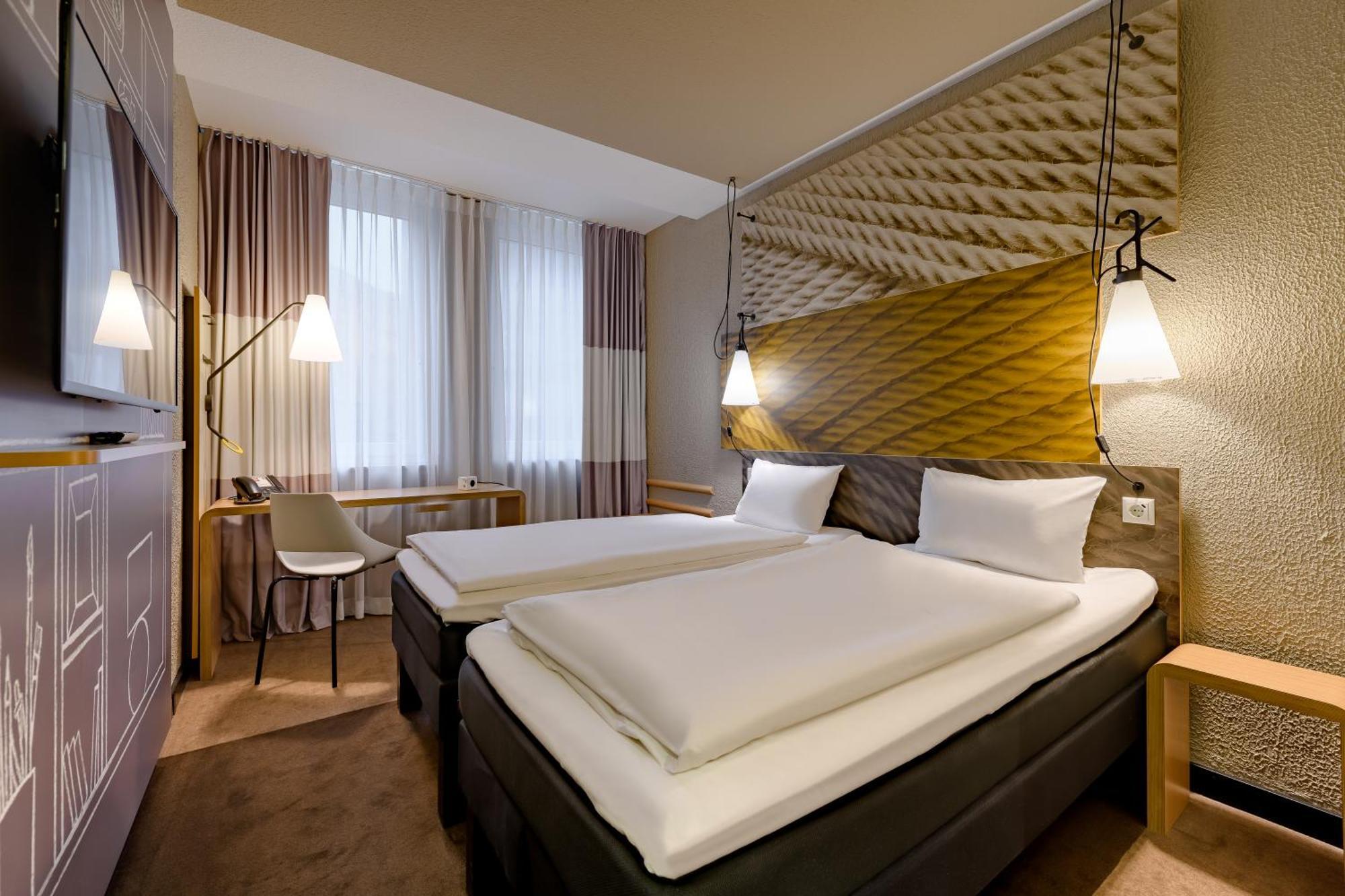 Ibis Hotel Koeln Am Dom Bagian luar foto