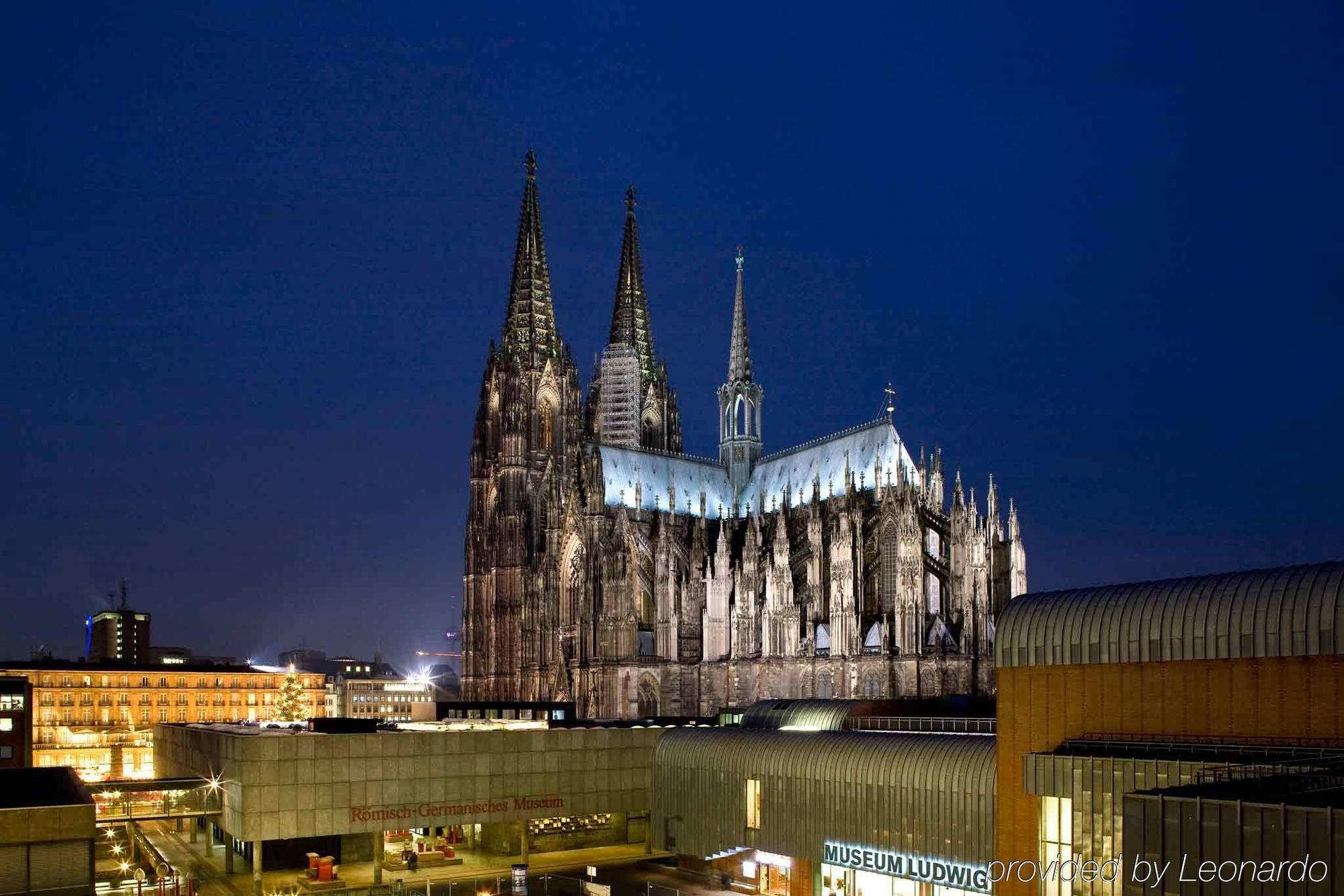 Ibis Hotel Koeln Am Dom Bagian luar foto